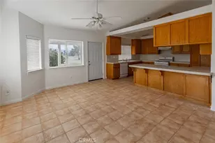 12384 Redwood Rd, Pinon Hills, CA 92372 - Photo 10