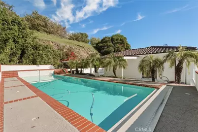 1659 Puebla, Glendale, CA 91207 - Photo 30