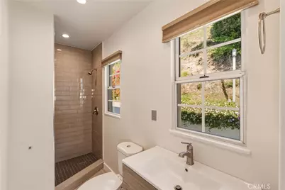 1659 Puebla, Glendale, CA 91207 - Photo 24