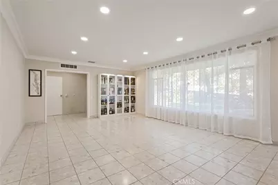 2204 San Gorgonio Road, La Canada Flintridge, CA 91011 - Photo 12