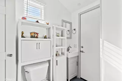 2468 Richelieu Avenue, Los Angeles, CA 90032 - Photo 42