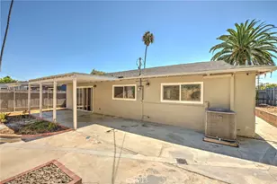 22123 Alamogordo Rd, Saugus, CA 91350 - Photo 26