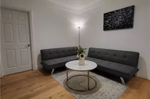 8450 Calvin Ave, Northridge, CA 91324 - Photo 16