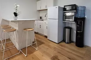 8450 Calvin Ave, Northridge, CA 91324 - Photo 20