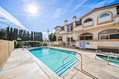 19950 Sherman Way Unit A #A, Winnetka, CA 91306 - Photo 1