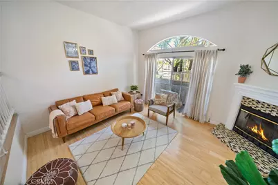 19950 Sherman Way Unit A #A, Winnetka, CA 91306 - Photo 6
