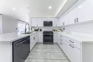 19512 Steinway St, Canyon Country, CA 91351 - Photo 16