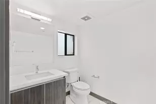 178 Alexandria Ave, Los Angeles, CA 90004 - Photo 42