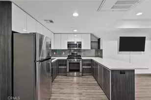 178 Alexandria Ave, Los Angeles, CA 90004 - Photo 6