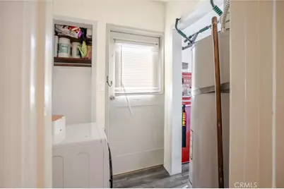 2010 N Los Robles Avenue, Pasadena, CA 91104 - Photo 10