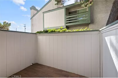 7550 Zombar #11, Van Nuys, CA 91406 - Photo 6