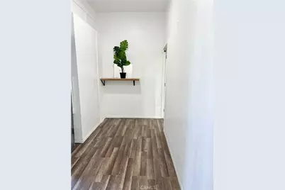 11478 Oxnard Street, North Hollywood, CA 91606 - Photo 2