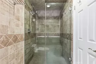 8123 Amor Rd, Los Angeles, CA 90046 - Photo 12