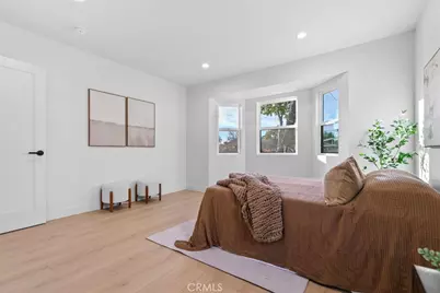 900 E Palm Avenue, Burbank, CA 91501 - Photo 38