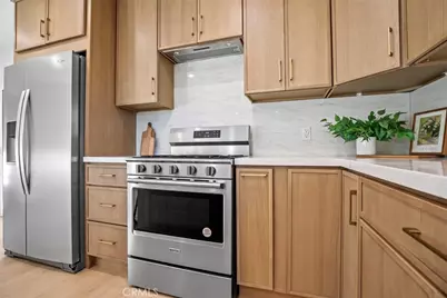 900 E Palm Avenue, Burbank, CA 91501 - Photo 20