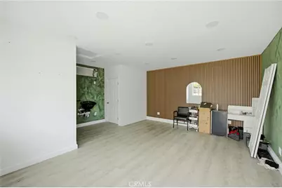 7108 Mammoth, Van Nuys, CA 91405 - Photo 6