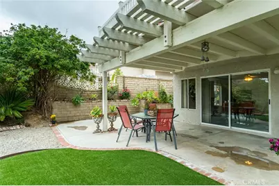 21714 Agajanian Lane, Saugus, CA 91350 - Photo 18