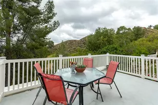 21714 Agajanian Ln, Saugus, CA 91350 - Photo 40