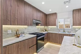 8372 Outland View Dr, Los Angeles, CA 91352 - Photo 22