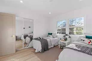 8372 Outland View Dr, Los Angeles, CA 91352 - Photo 34