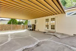 3055 Sycamore Ave, La Crescenta, CA 91214 - Photo 14