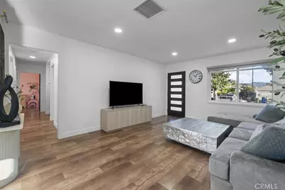 7777 Cherrystone Avenue, Panorama City, CA 91402 - Photo 8