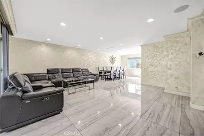 8038 Via Pompeii, Burbank, CA 91504 - Photo 6