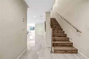 8038 Via Pompeii, Burbank, CA 91504 - Photo 4