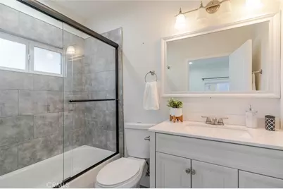 432 W Garfield Avenue, Glendale, CA 91204 - Photo 16