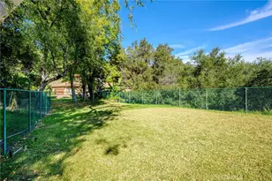 3770 Hillway Dr, Glendale, CA 91208 - Photo 12
