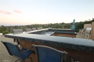 20216 Delita Dr, Woodland Hills, CA 91364 - Photo 14