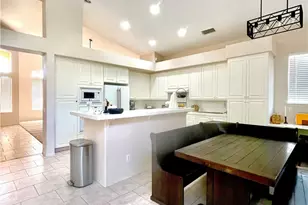 2371 Moonridge Cir, Corona, CA 92879 - Photo 2