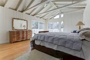 4345 Oakwood, La Canada Flintridge, CA 91011 - Photo 24