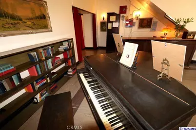 2121 James M Wood Boulevard #224, Los Angeles, CA 90006 - Photo 28