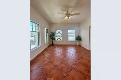 2121 James M Wood Boulevard #224, Los Angeles, CA 90006 - Photo 4