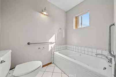 8676 Sky Line Drive, Pinon Hills, CA 92372 - Photo 20