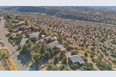 8676 Sky Line Drive, Pinon Hills, CA 92372 - Photo 50