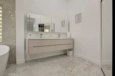 28030 Kenton, Saugus, CA 91350 - Photo 44