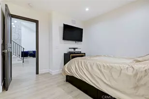 28030 Kenton, Saugus, CA 91350 - Photo 36