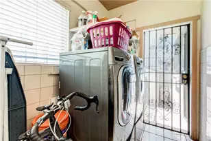 201 S Benton, Los Angeles, CA 90057 - Photo 16