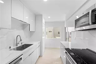 949 N Kings, West Hollywood, CA 90069 - Photo 18