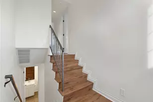 17951 River Cir, Canyon Country, CA 91387 - Photo 22