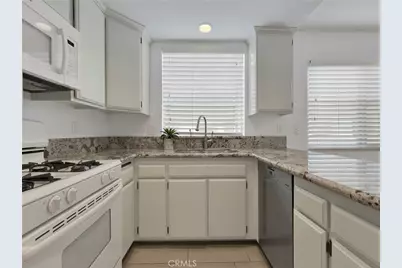 17951 River Circle #3, Canyon Country, CA 91387 - Photo 16