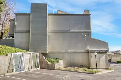 15760 Midwood, Granada Hills, CA 91344 - Photo 32