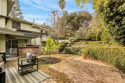 1898 1898 Bonita Dr, Glendale, CA 91208 - Photo 42