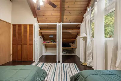 225 Fremont, Lake Arrowhead, CA 92352 - Photo 32