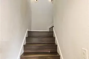 608 Hawthorne St, Glendale, CA 91204 - Photo 14