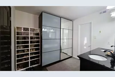 608 Hawthorne Street #E, Glendale, CA 91204 - Photo 24