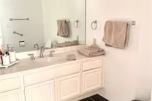 222 Monterey Rd, Glendale, CA 91206 - Photo 16