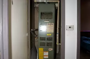 18954 Sherman Way, Reseda, CA 91335 - Photo 18